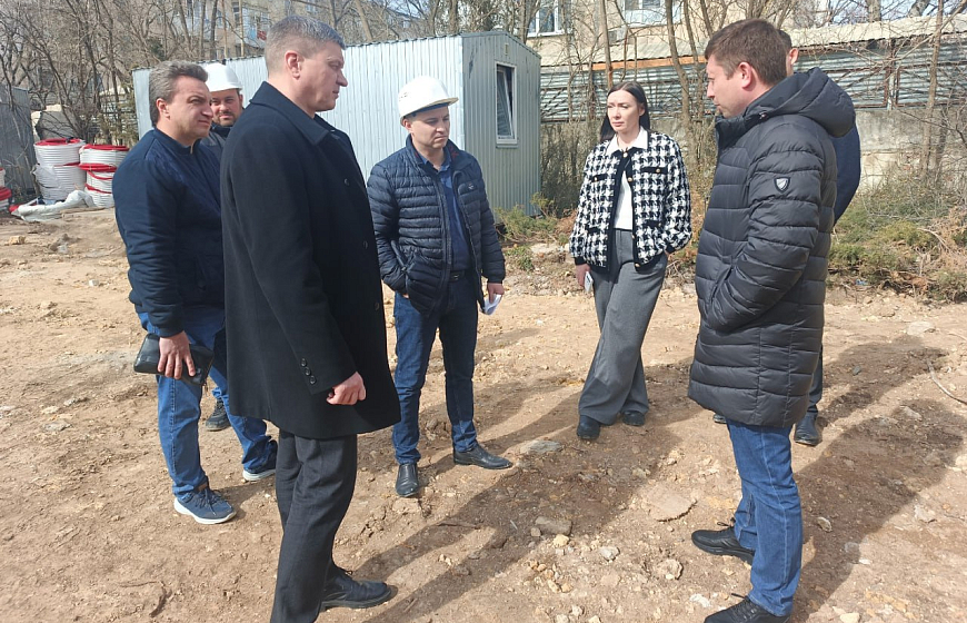 Александр Юрьев проверил ход по реконструкции детского сада «Росинка»